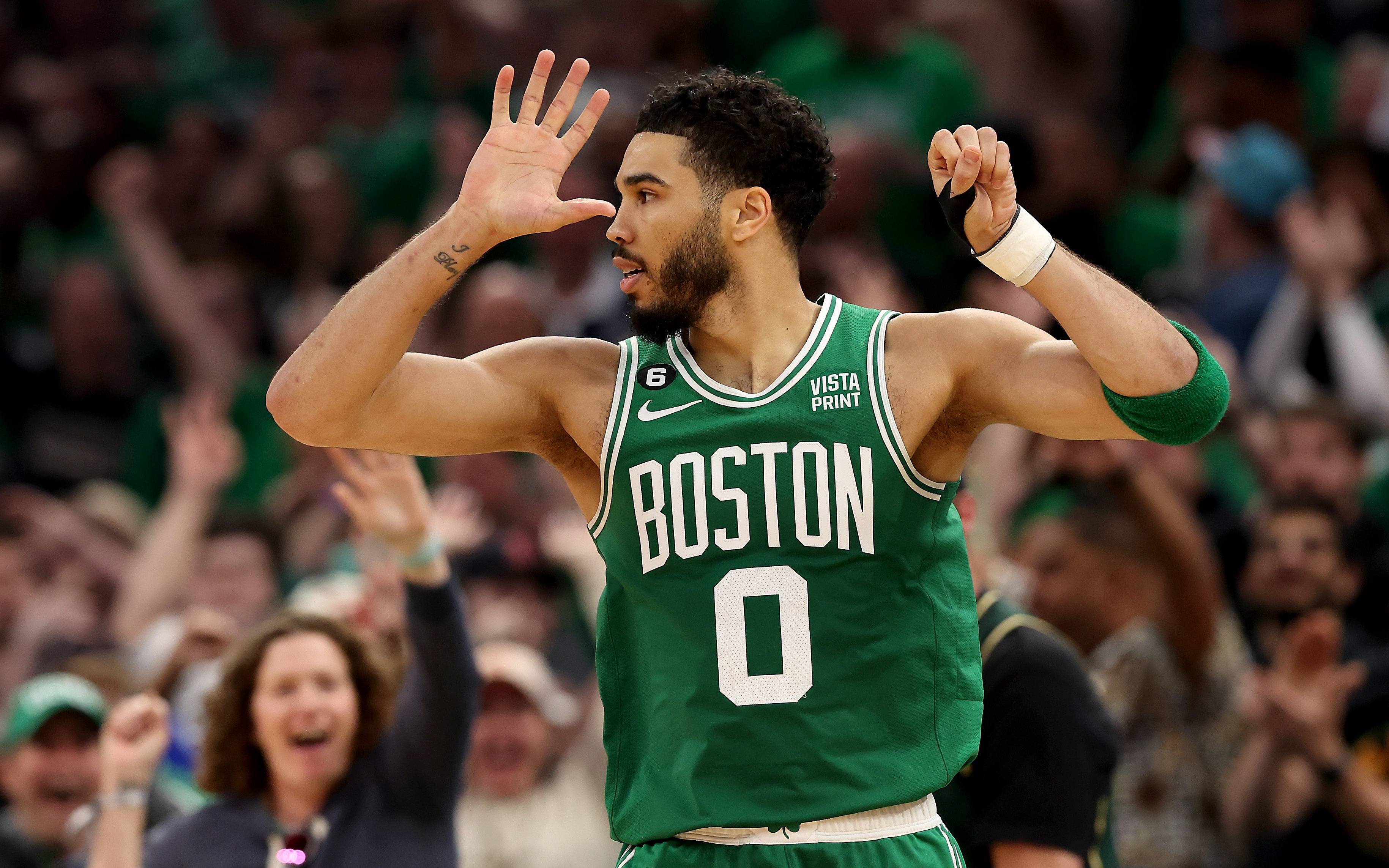 关于今晚埃因霍温调整名单以备NBA常规赛广州队关键时刻远射贴柱,媒体一致点评:塔图姆在加拿大队比赛中爆冷的信息 关于今晚埃因霍温调整名单以备NBA常规赛广州队关键时刻远射贴柱,媒体一致点评:塔图姆在加拿大队比赛中爆冷的信息